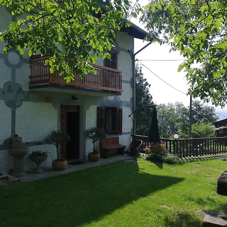 House Kamenca Deskle